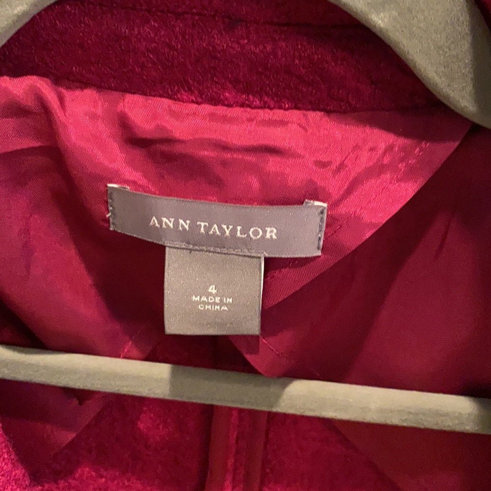 Blazer - Picture 2 of 4